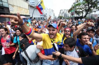 ¡Necesitamos una lucha nacional para poder comer! ¡FUERA MADURO!