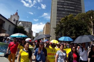 Ante la intransigencia de Santos ¡Asambleas de base y Paro Cívico Nacional!