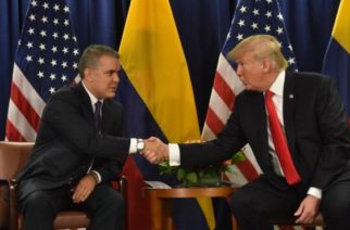 ¡Fuera yankis de Venezuela, abajo la injerencia imperialista y de los gobiernos lacayos de América Latina!