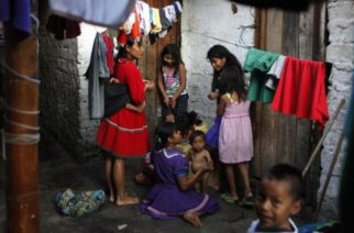 La farsa de la igualdad de género: La mujer colombiana es cada vez más pobre
