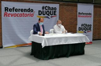 Para sacar al gobierno criminal de Duque ¿Referendo o movilización?