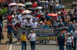 El magisterio colombiano a las calles